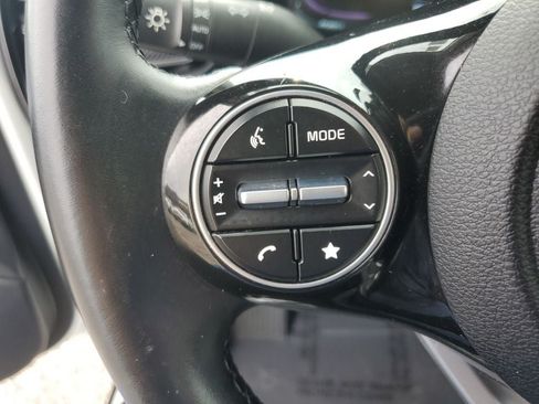 Used 2024 Kia Soul EX FWD image 25