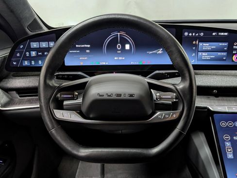 Used 2025 Lucid Air Pure image 32