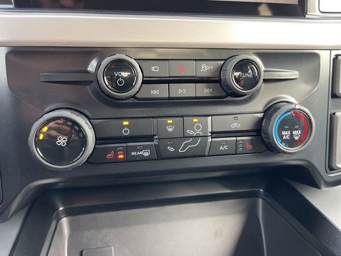 New 2026 Ford F250 XLT w/ XLT Premium Package image 10