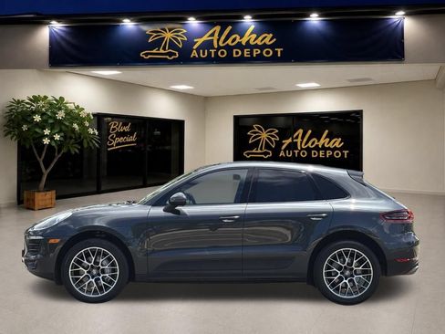 Used 2017 Porsche Macan S AWD/4WD image 2