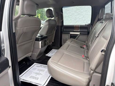 Used 2015 Ford F150 Lariat AWD/4WD image 15