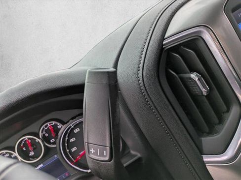 Used 2021 Chevrolet Silverado 1500 LT Trail Boss w/ LT Trail Boss Premium Package image 12