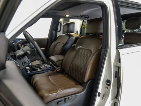 Used 2023 Nissan Armada Platinum w/ Captain's Chairs Package RWD image 42