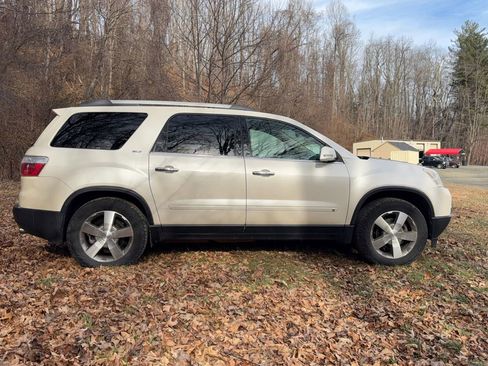 Used 2010 GMC Acadia SLT image 7