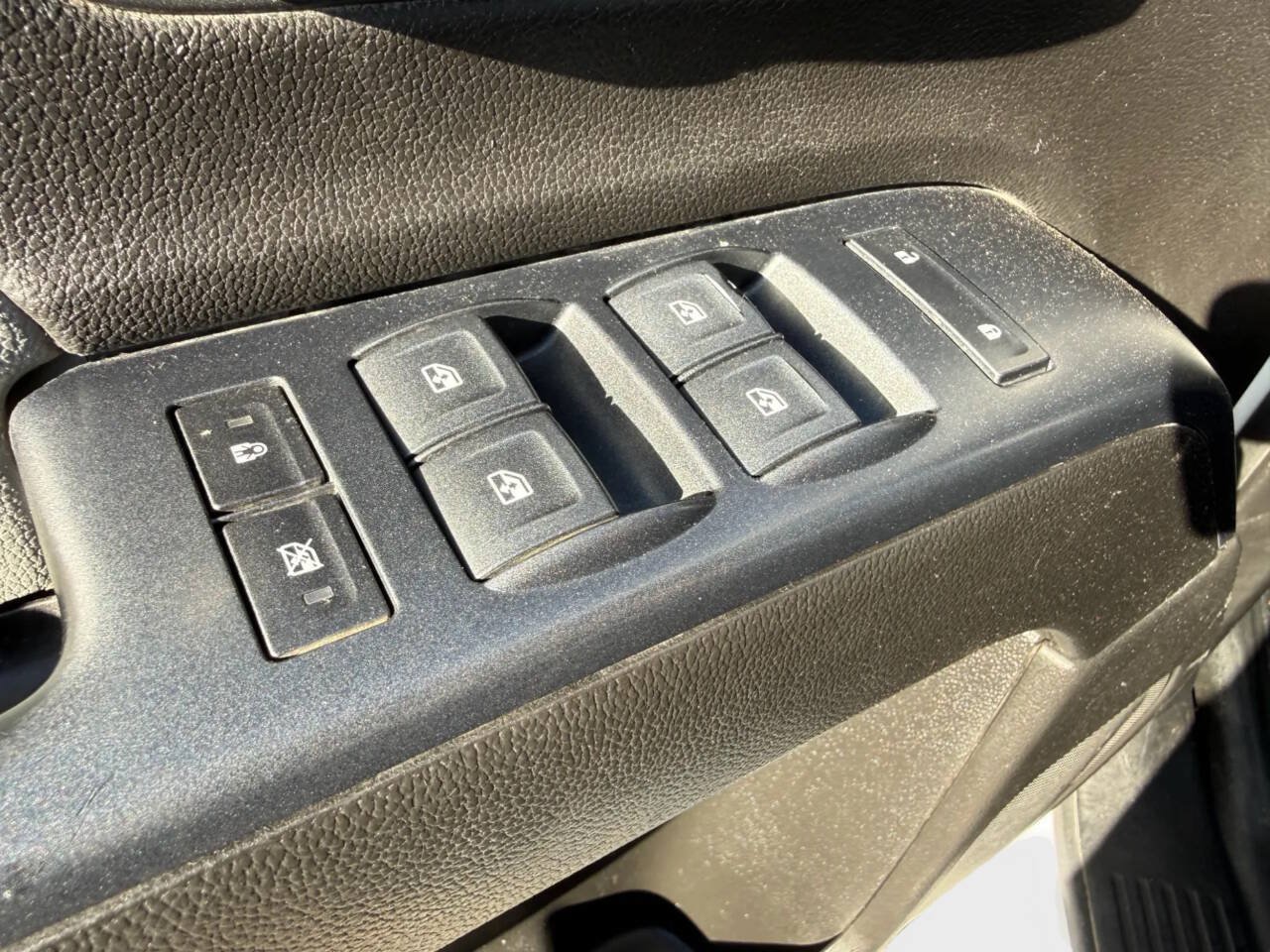 Used 2018 Chevrolet Silverado 2500 W/T AWD/4WD image 11
