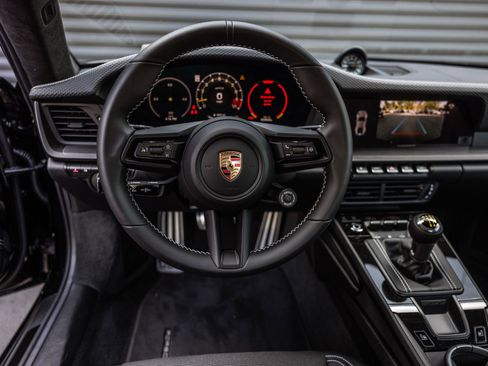 Used 2026 Porsche 911 GT3 RWD image 11