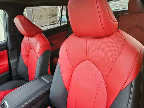 New 2025 Toyota Highlander XSE image 14