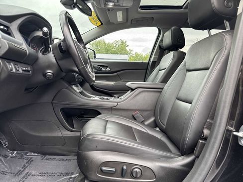 Used 2022 GMC Acadia SLT w/ Elevation Edition image 20