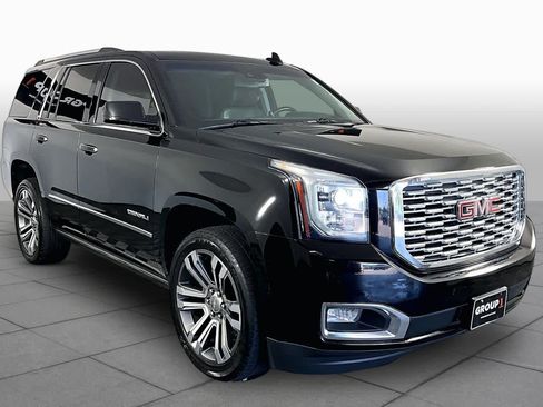 Used 2019 GMC Yukon Denali w/ Denali Ultimate Package RWD image 3