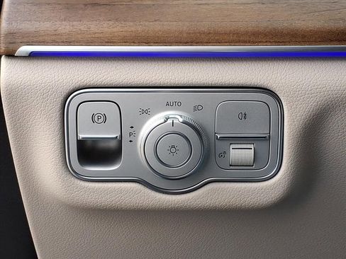 Used 2022 Mercedes-Benz GLE 450 4MATIC image 19