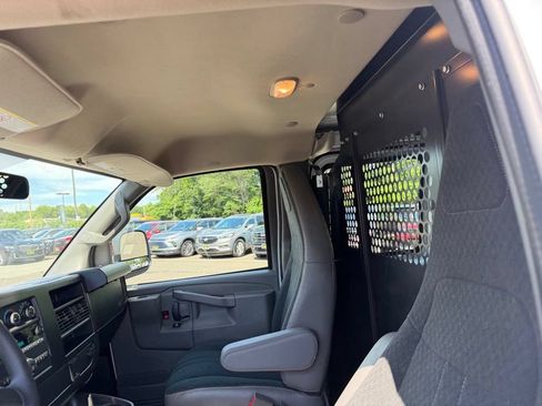 Certified 2025 Chevrolet Express 2500 w/ Driver Convenience Package RWD image 12
