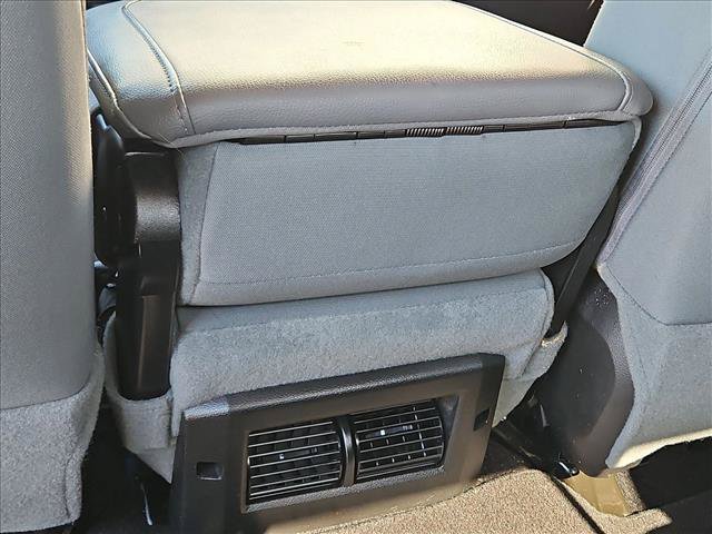 Used 2017 RAM 1500 Big Horn RWD image 15