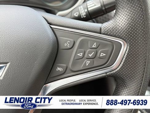 Used 2024 Chevrolet Malibu LT FWD image 21