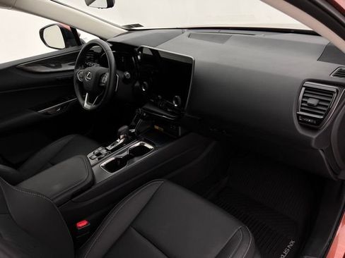 Certified 2025 Lexus NX 350 AWD w/ Accessory Package (2T) image 17
