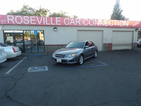 Used 2009 Subaru Legacy 2.5i Special Edition image 1
