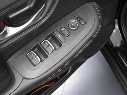 Used 2024 Honda HR-V Sport image 16