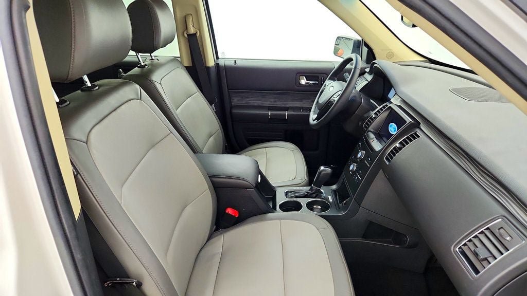 Used 2019 Ford Flex SEL w/ Equipment Group 202A AWD/4WD image 24
