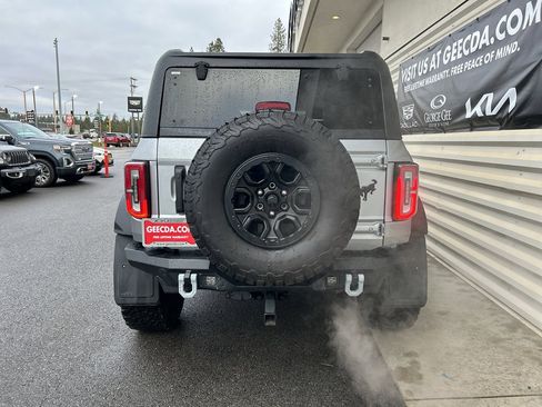 Used 2022 Ford Bronco Wildtrak image 5