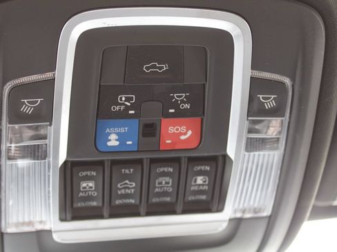Used 2019 RAM 1500 Limited w/ Advanced Safety Group AWD/4WD image 23