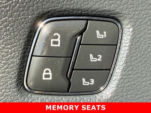 Used 2022 Ford F250 Lariat w/ Lariat Ultimate Package image 20