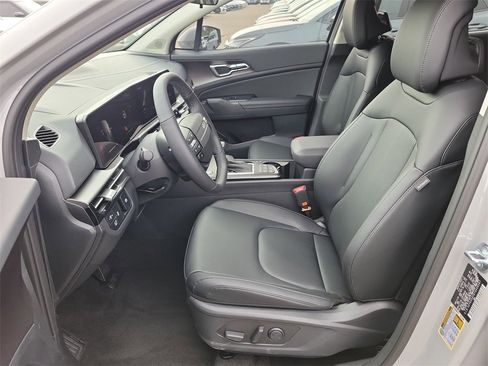 New 2026 Kia Sportage EX image 23