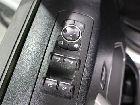 Used 2017 Ford F150 Lariat w/ Equipment Group 502A Luxury RWD image 7