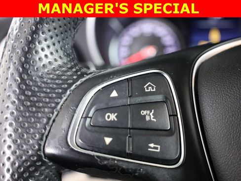 Used 2016 Mercedes-Benz C 300 4MATIC Sedan image 12