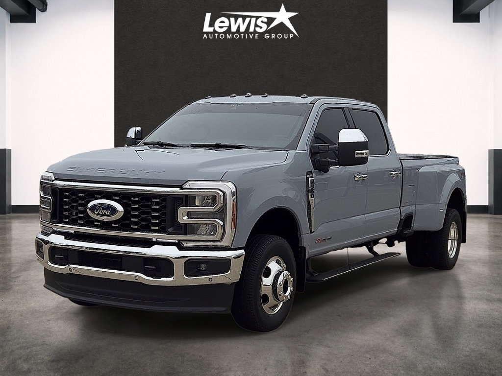 Used 2025 Ford F350 King Ranch w/ Chrome Package AWD/4WD image 1