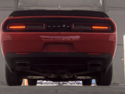 Used 2023 Dodge Challenger SXT RWD image 7