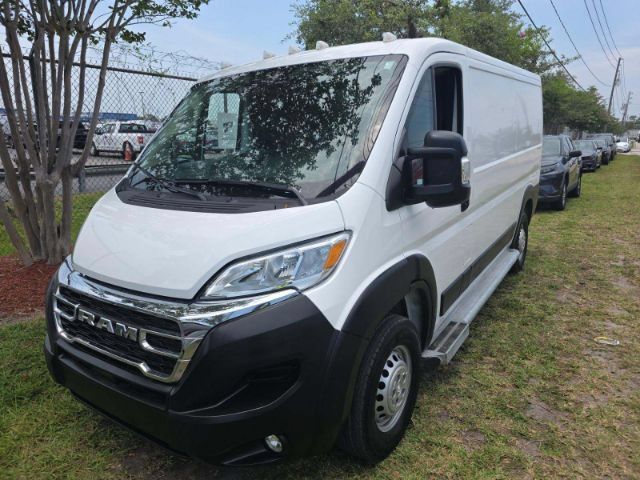 Used 2025 RAM ProMaster 2500 w/ U-Haul Equipment Group FWD image 3