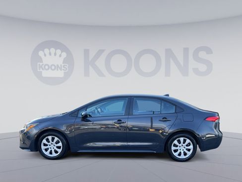 Used 2024 Toyota Corolla LE image 2