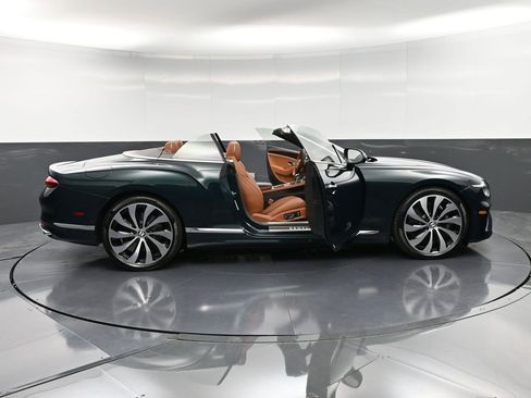 New 2026 Bentley Continental GTC image 38
