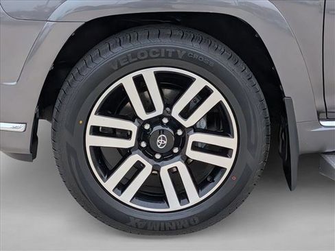 Used 2023 Toyota 4Runner Limited image 24