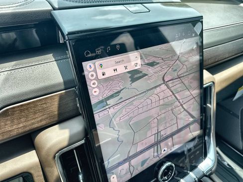 New 2026 GMC Yukon Denali Ultimate w/ LPO, Floor Liner Package AWD/4WD image 28