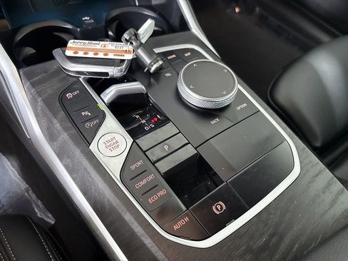 Used 2024 BMW 330i Sedan image 17