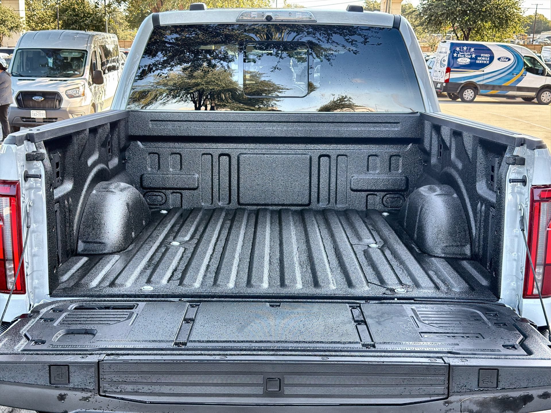 Used 2026 Ford F150 Raptor AWD/4WD image 24