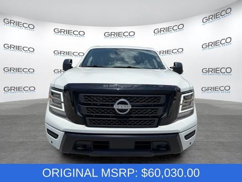Used 2024 Nissan Titan SV w/ SV Convenience Package AWD/4WD image 2