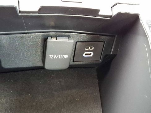 Used 2024 Toyota Corolla LE image 24