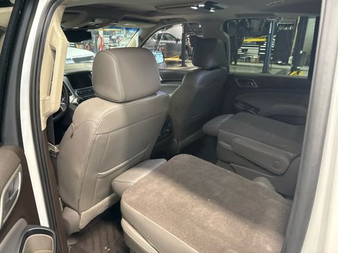 Used 2018 GMC Yukon XL Denali w/ Denali Ultimate Package AWD/4WD image 5