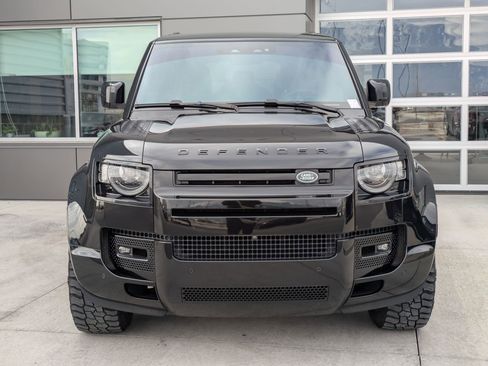 Certified 2023 Land Rover Defender 110 X image 2