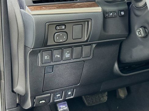 Used 2017 Lexus ES 350 w/ Luxury Package FWD image 10