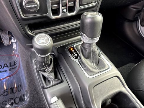 Certified 2023 Jeep Wrangler Sahara w/ Cold Weather Group image 23