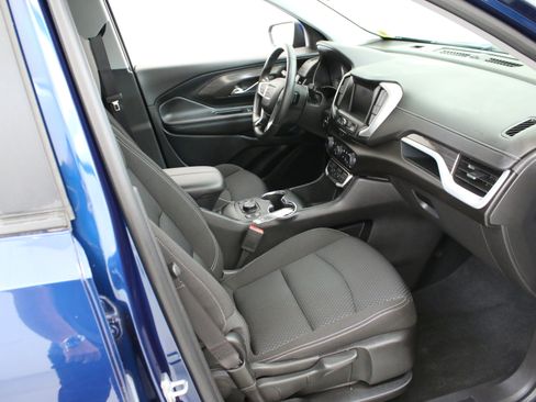 Used 2023 GMC Terrain SLE w/ Driver Convenience Package FWD image 28