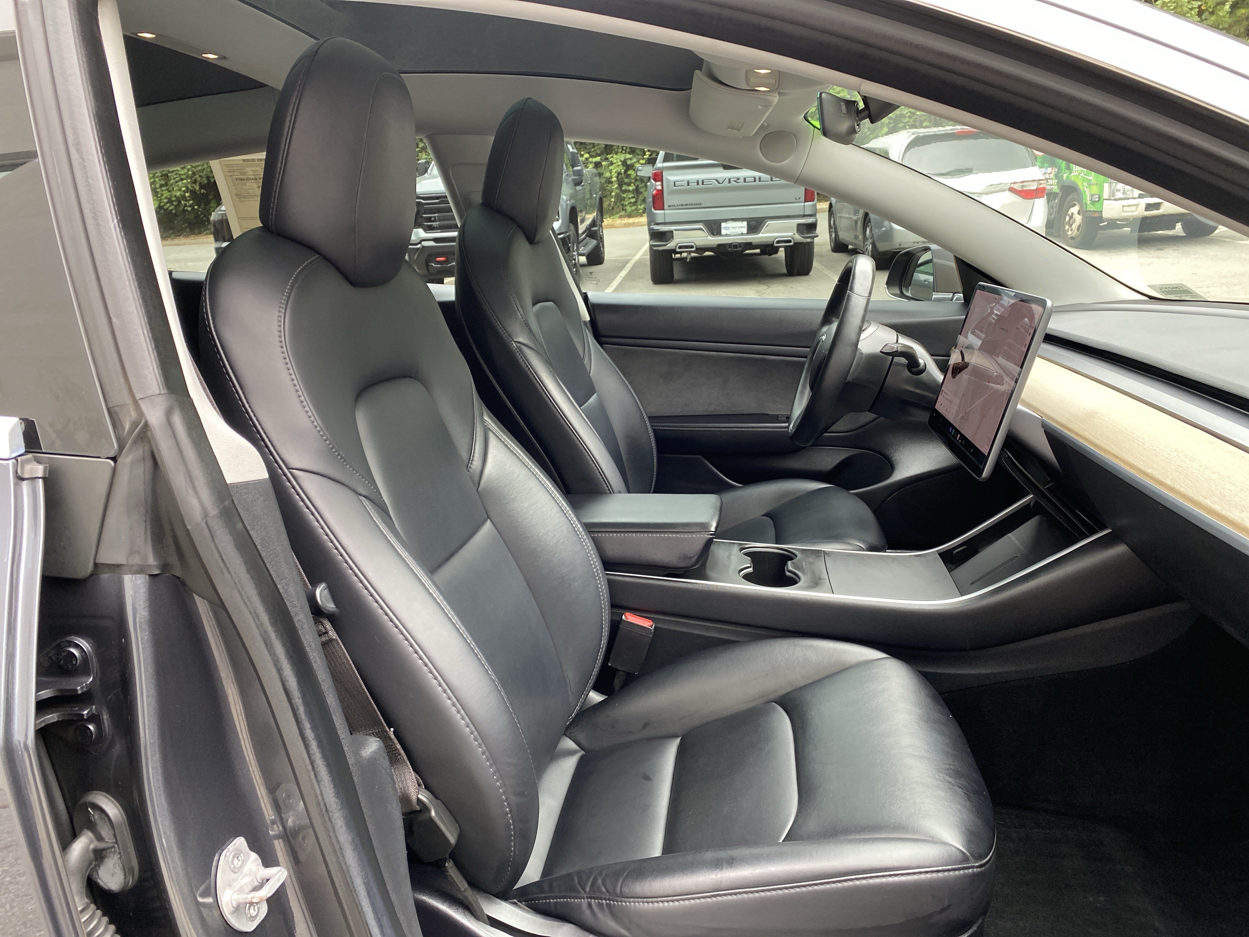Used 2018 Tesla Model 3 Long Range AWD/4WD image 30