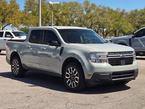 Used 2024 Ford Maverick Lariat image 3