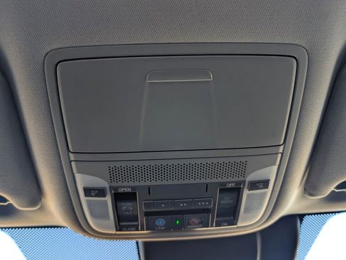 Used 2016 Acura TLX V6 w/ Technology Package image 35