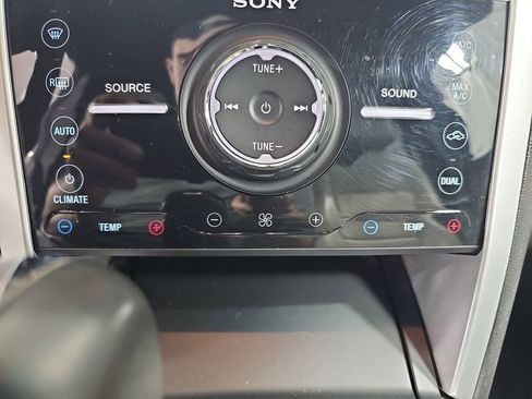 Used 2015 Ford Explorer Limited AWD/4WD image 29