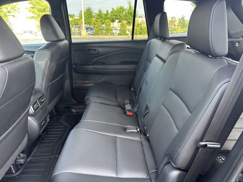 Used 2025 Honda Passport EX-L image 26