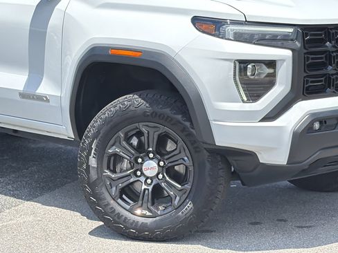 Used 2023 GMC Canyon Elevation w/ Convenience Package AWD/4WD image 3