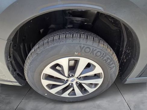 Used 2025 Subaru Outback Premium w/ Popular Package #1 image 3